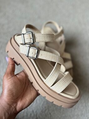 Dirty Laundry Khan Raffia Sandals